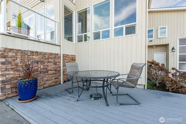 1031 Spyglass Lane, Sequim, WA 98382