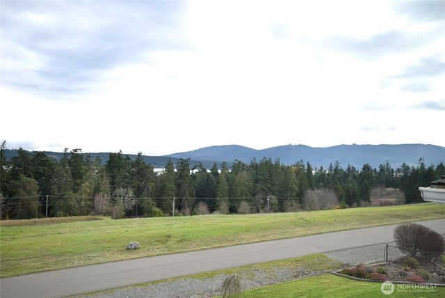 1031 Spyglass Lane, Sequim, WA 98382