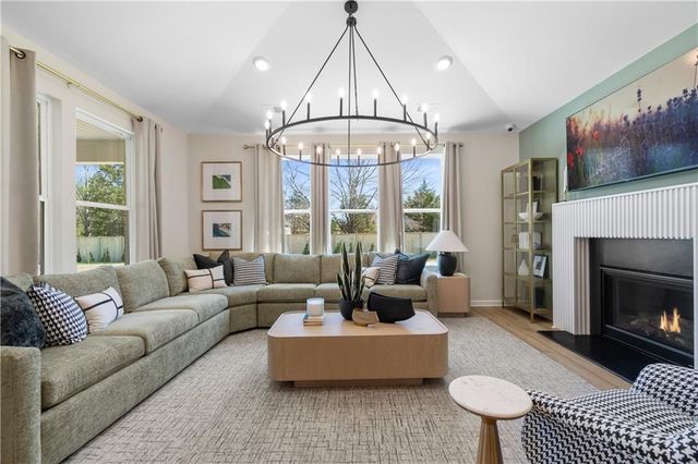 621 Continental Drive, Mcdonough, GA 30253