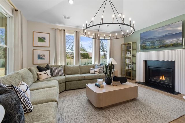 621 Continental Drive, Mcdonough, GA 30253