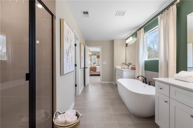 621 Continental Drive, Mcdonough, GA 30253