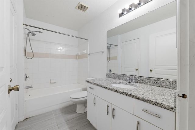 17112 CARRINGTON PARK DRIVE 926, Tampa, FL 33647