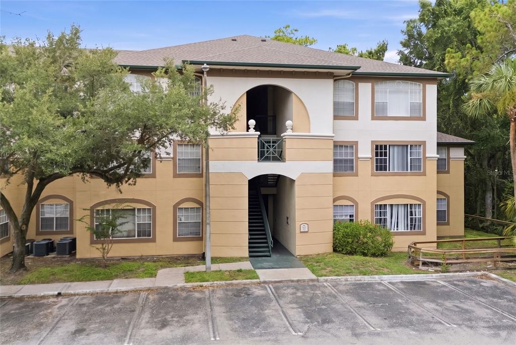 17112 CARRINGTON PARK DRIVE 926, Tampa, FL 33647