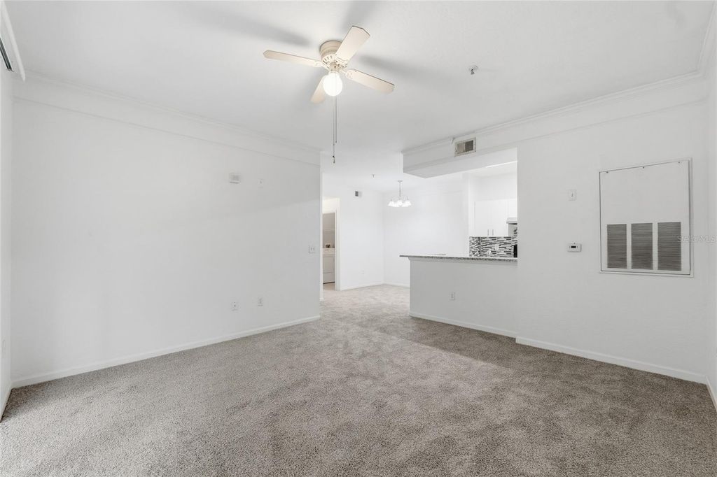Image 11 of property listing at 17112 CARRINGTON PARK DRIVE 926, Tampa, FL 33647