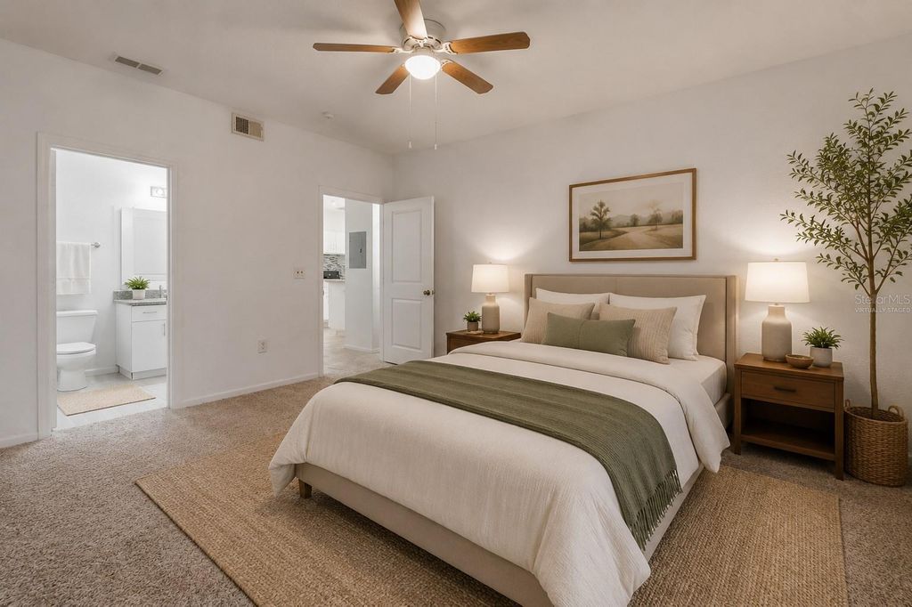 Image 12 of property listing at 17112 CARRINGTON PARK DRIVE 926, Tampa, FL 33647