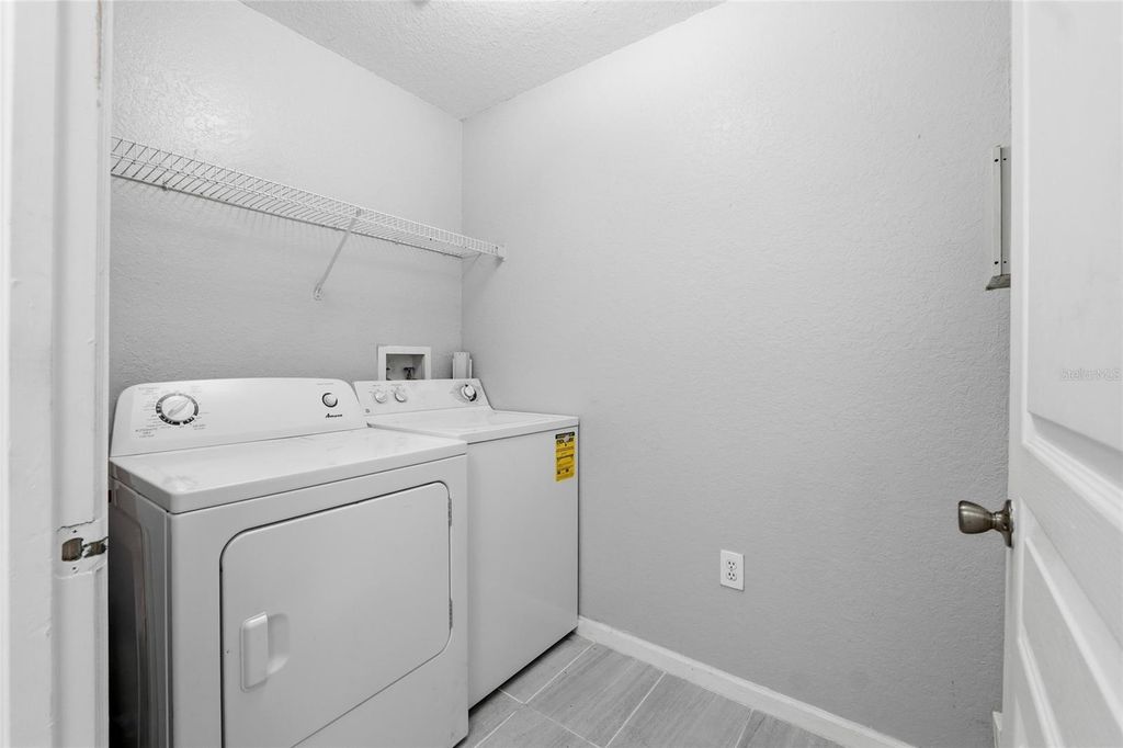 Image 18 of property listing at 17112 CARRINGTON PARK DRIVE 926, Tampa, FL 33647
