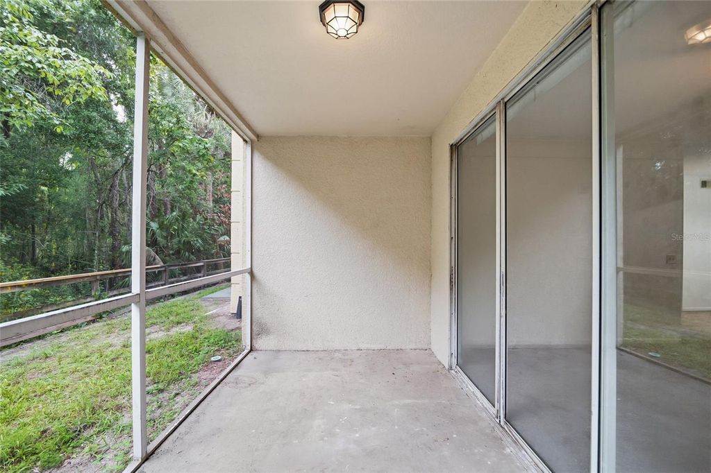 Image 20 of property listing at 17112 CARRINGTON PARK DRIVE 926, Tampa, FL 33647