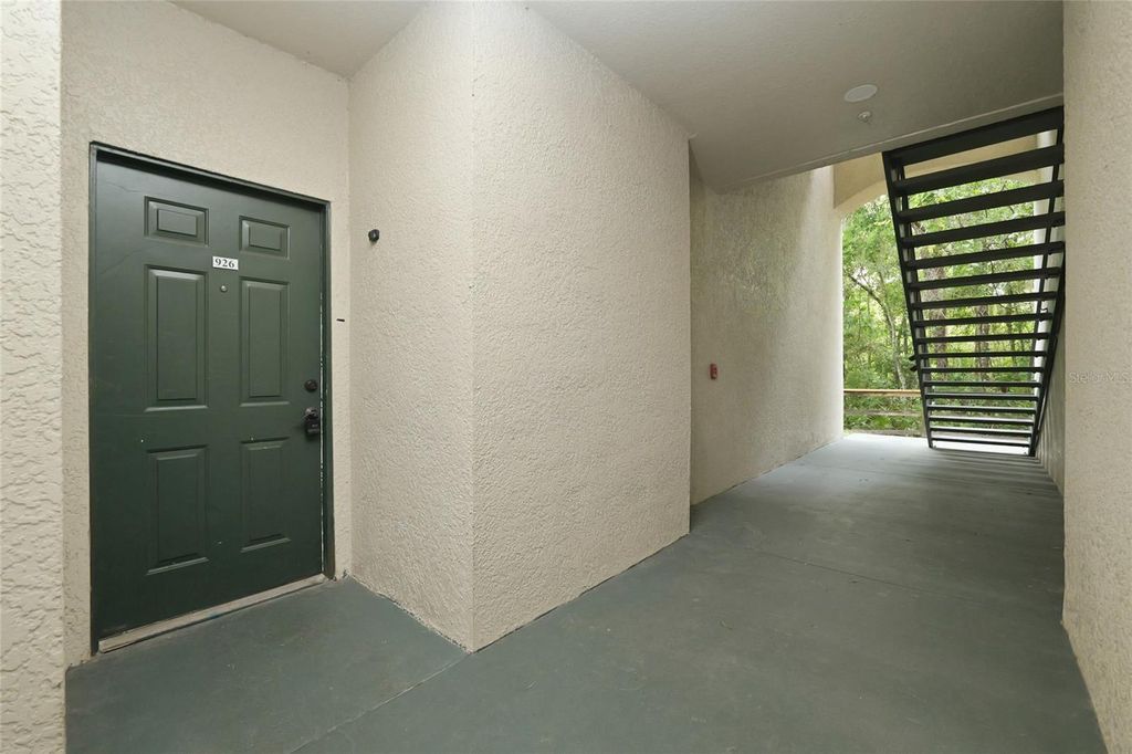 Image 21 of property listing at 17112 CARRINGTON PARK DRIVE 926, Tampa, FL 33647