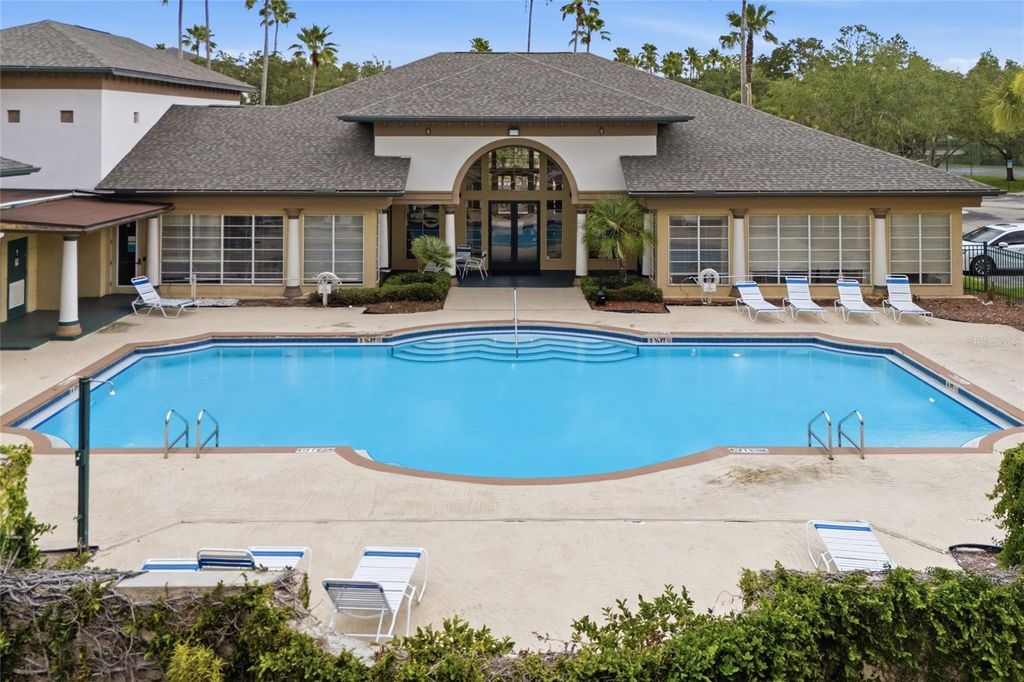 Image 23 of property listing at 17112 CARRINGTON PARK DRIVE 926, Tampa, FL 33647