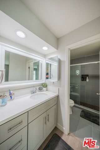 15425 Sherman Way 241, Van Nuys, CA 91406