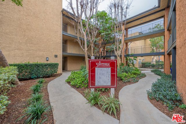 15425 Sherman Way 241, Van Nuys, CA 91406