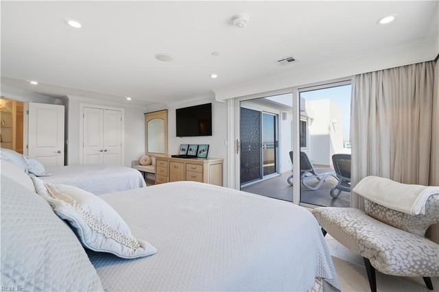 3556 Shore Dr Apt 900, Virginia Beach, VA 23455