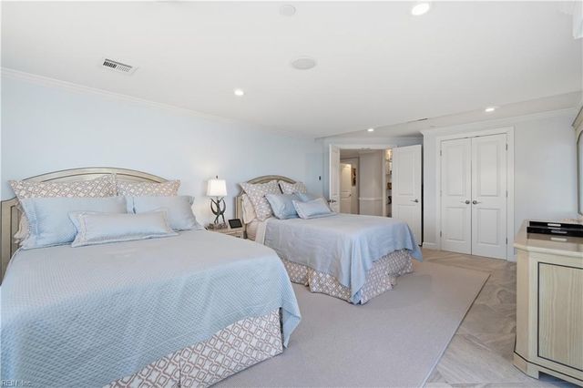 3556 Shore Dr Apt 900, Virginia Beach, VA 23455