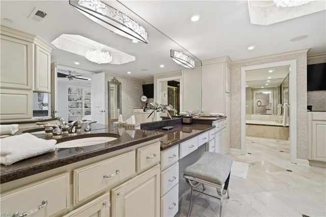 3556 Shore Dr Apt 900, Virginia Beach, VA 23455