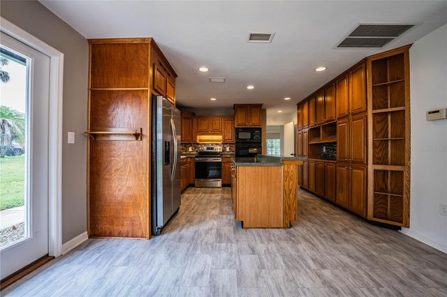 4504 MOUNT VIEW DRIVE, Lakeland, FL 33813
