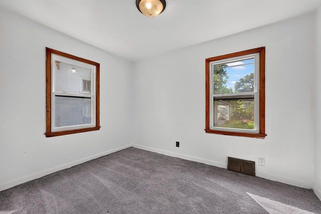 5809 N 36th STREET, Milwaukee, WI 53209
