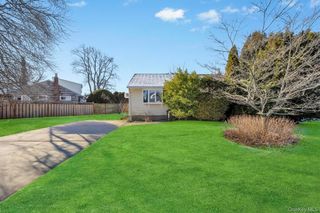 5 Gail Drive N, Massapequa, NY 11758