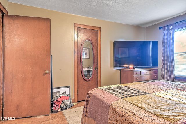1018 Carolina Avenue, Bristol, TN 37620