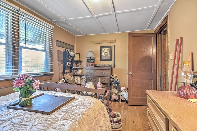 1018 Carolina Avenue, Bristol, TN 37620