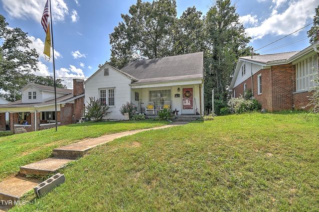 1018 Carolina Avenue, Bristol, TN 37620