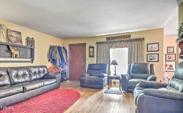 1018 Carolina Avenue, Bristol, TN 37620