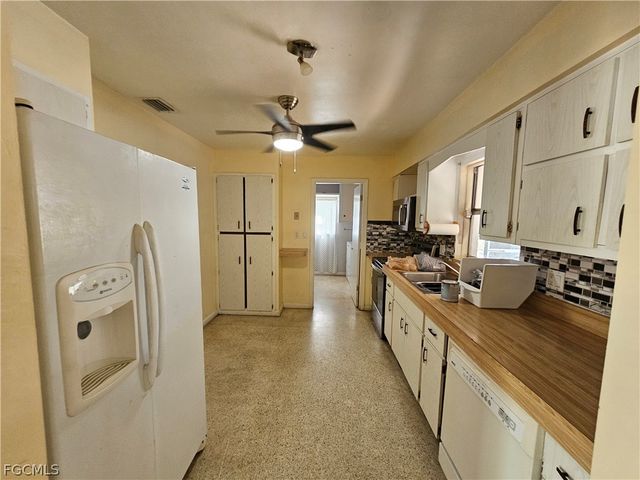 1514 Markdale ST E, Lehigh Acres, FL 33936