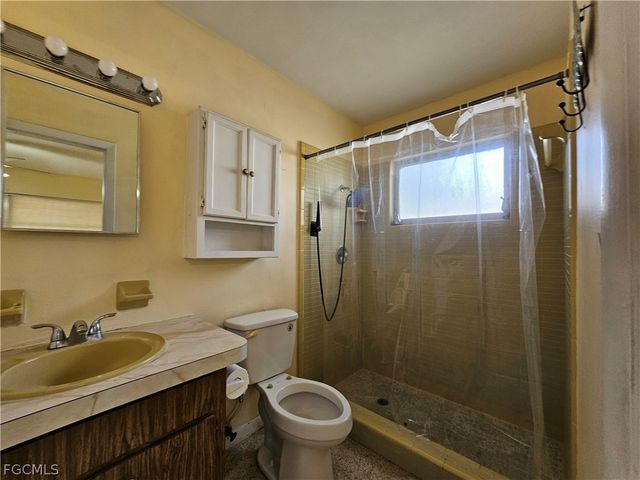 1514 Markdale ST E, Lehigh Acres, FL 33936