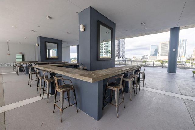 690 SW 1st Ct 2730, Miami, FL 33130