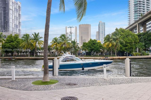 690 SW 1st Ct 2730, Miami, FL 33130