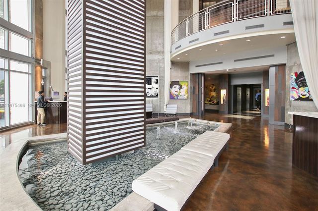 690 SW 1st Ct 2730, Miami, FL 33130