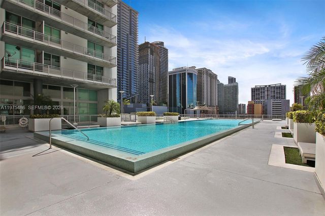 690 SW 1st Ct 2730, Miami, FL 33130