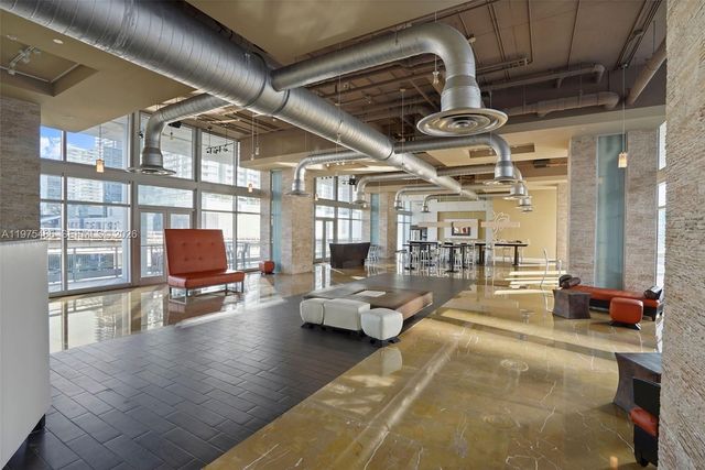 690 SW 1st Ct 2730, Miami, FL 33130