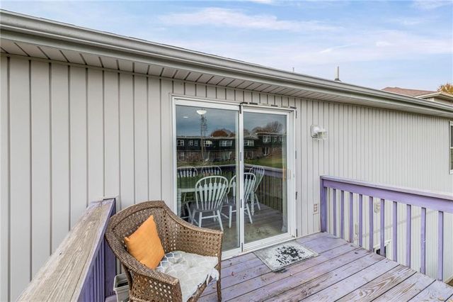 435 N Queen Ridge Avenue, Independence, MO 64056