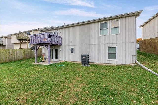 435 N Queen Ridge Avenue, Independence, MO 64056