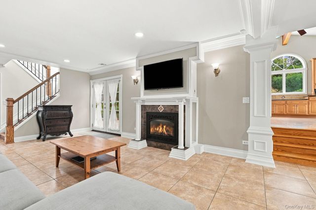 611 Knollwood Road, White Plains, NY 10603