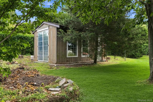611 Knollwood Road, White Plains, NY 10603