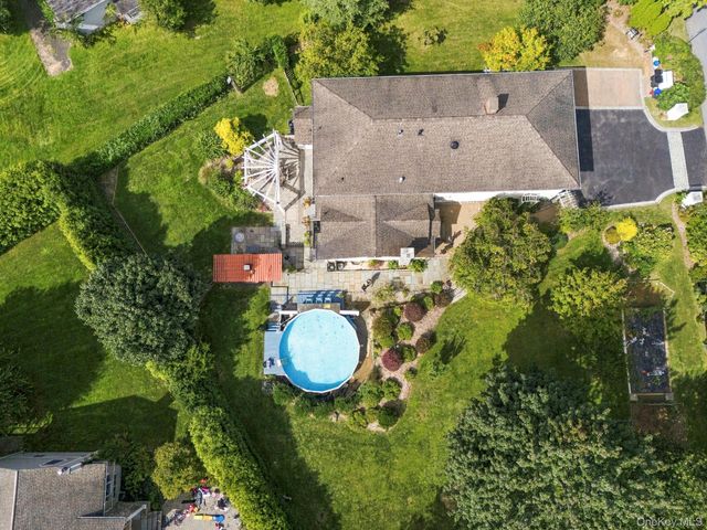 611 Knollwood Road, White Plains, NY 10603