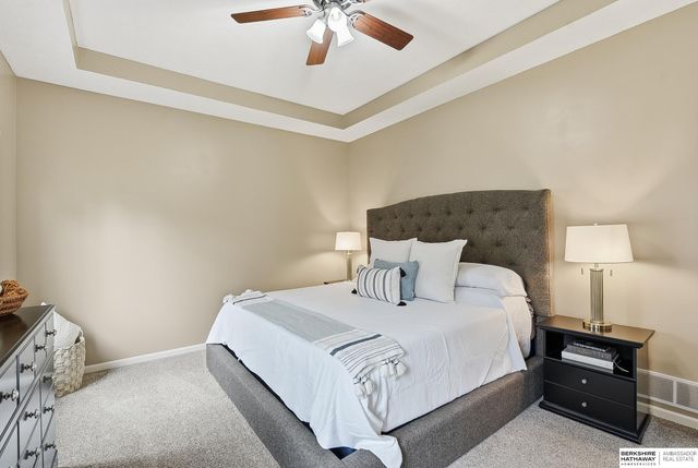 20129 Douglas Street, Omaha, NE 68022