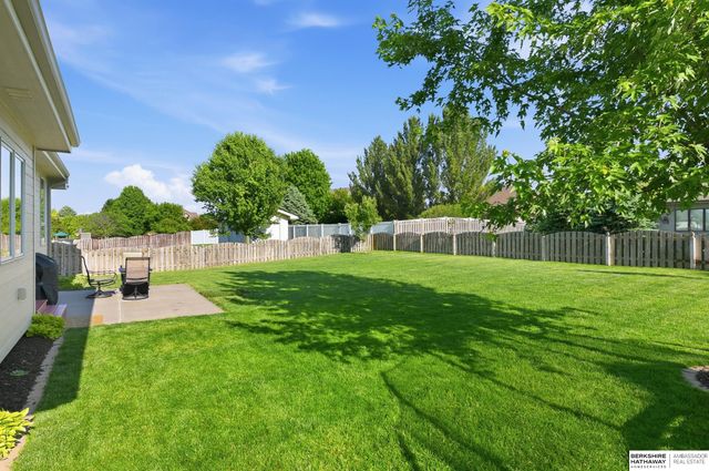 20129 Douglas Street, Omaha, NE 68022