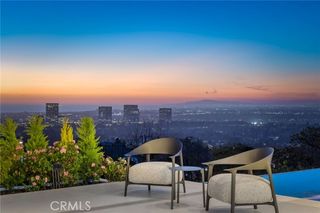 4 Geneve, Newport Beach, CA 92660