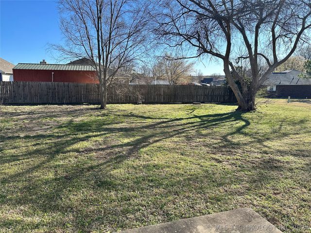 6461 S 28th West Avenue, Tulsa, OK 74132