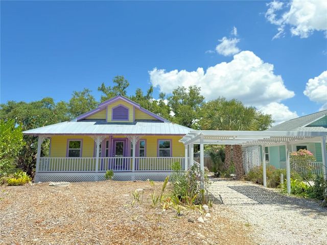 330 PAVONIA ROAD, Nokomis, FL 34275