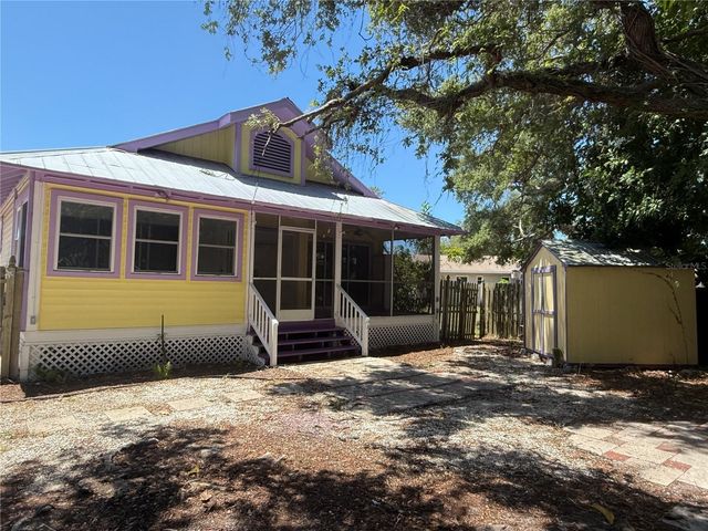 330 PAVONIA ROAD, Nokomis, FL 34275