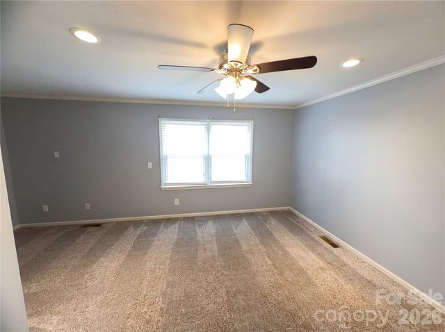 3029 Southampton Circle, Gastonia, NC 28056