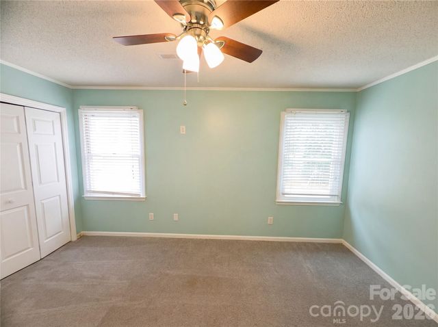 3029 Southampton Circle, Gastonia, NC 28056