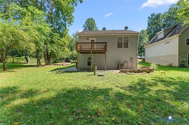 175 Ellis Dr, Louisa, VA 23093