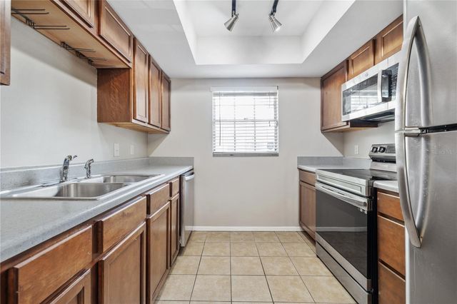 14468 REUTER STRASSE CIRCLE 508, Tampa, FL 33613