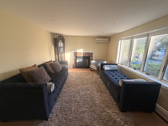 15 University Road, Arlington, MA 02474