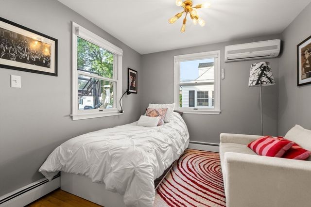 15 University Road, Arlington, MA 02474