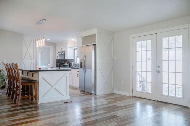 6703 Trail Loop E, Rosharon, TX 77583